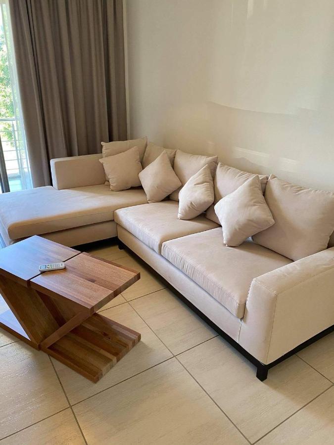Westwood Apartments Flic-en-Flacq 외부 사진